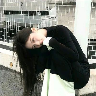 沙漠中的玫瑰
